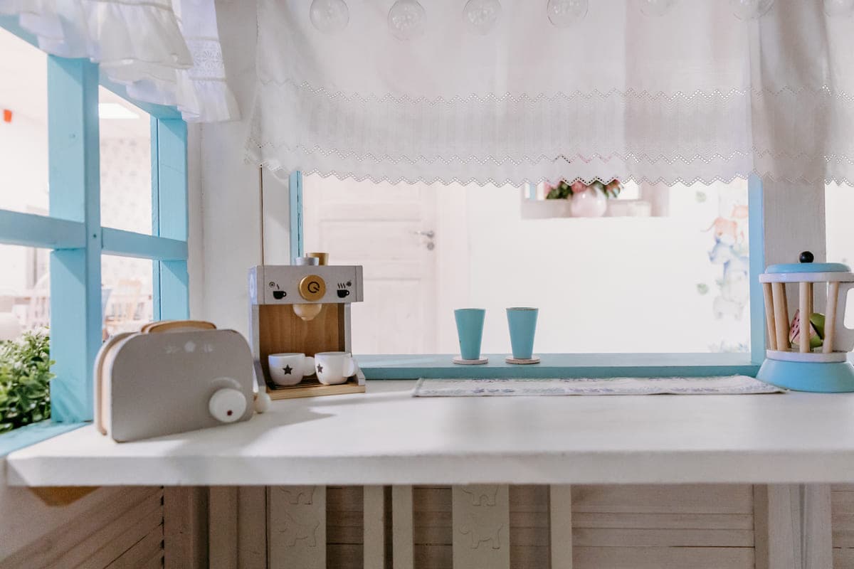 Kohvimasin Sweetheart Stuudio mängutoa köögialal